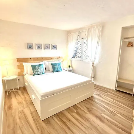 Exclusive Marina * פורטו צ'רבו